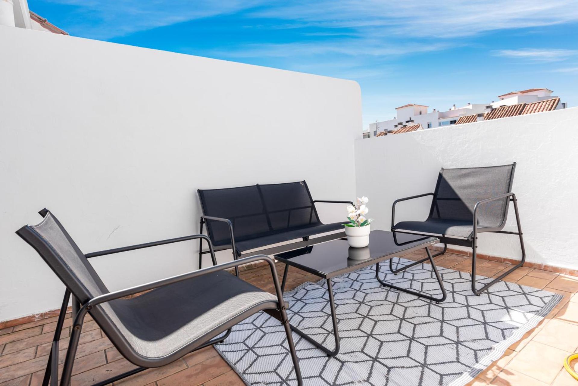 Lovely Penthouse Near Estepona Marina By Costarentals - Ref M15 Bagian luar foto